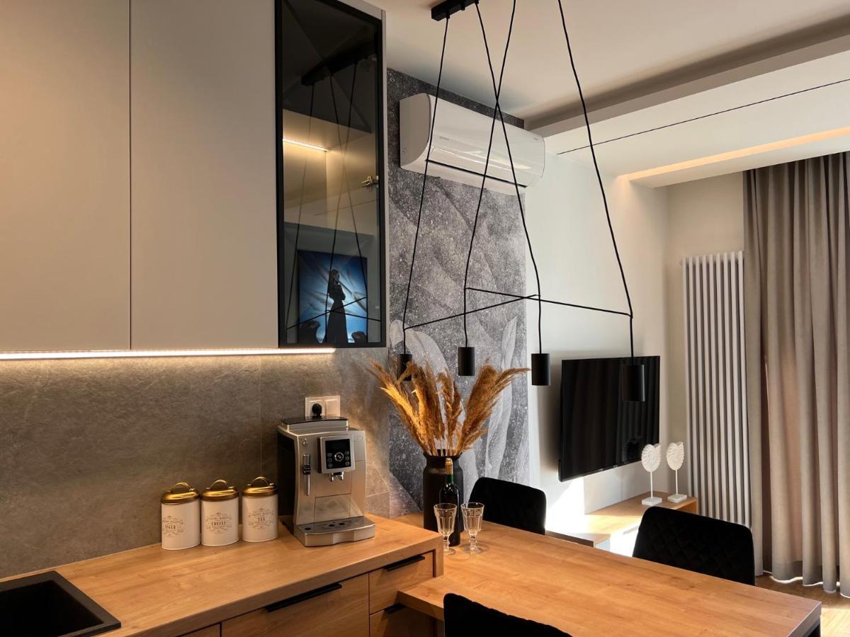 Family & Business Elegant Apartments: Terrace Living With Parking * Kielce